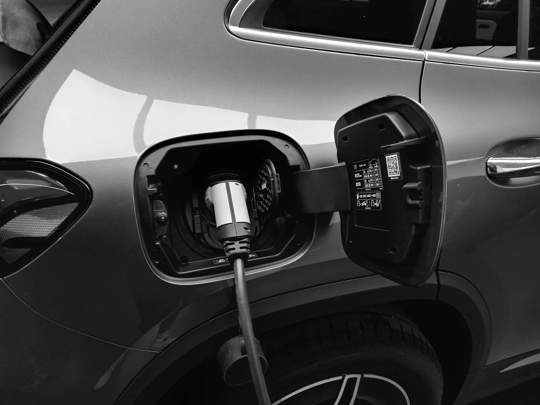 2026 Li Auto L9 SUV Kazakistan'da Satışa Çıktı: Türkiye Fiyatı ve Özellikleri Ne Olacak?