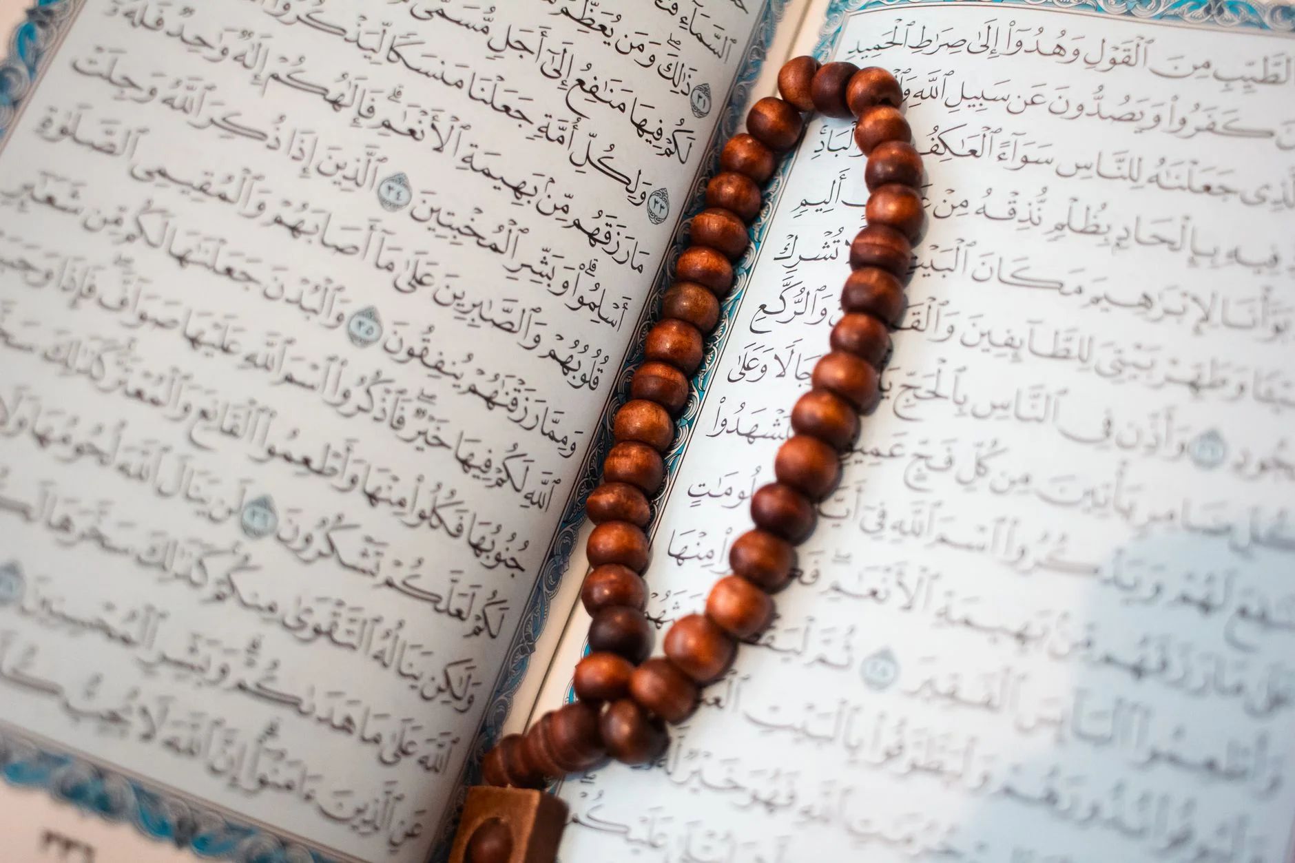 2026 Yılı Kandil ve Dini Günler Takvimi: Bugün Kandil mi? Diyanet Duyurusu