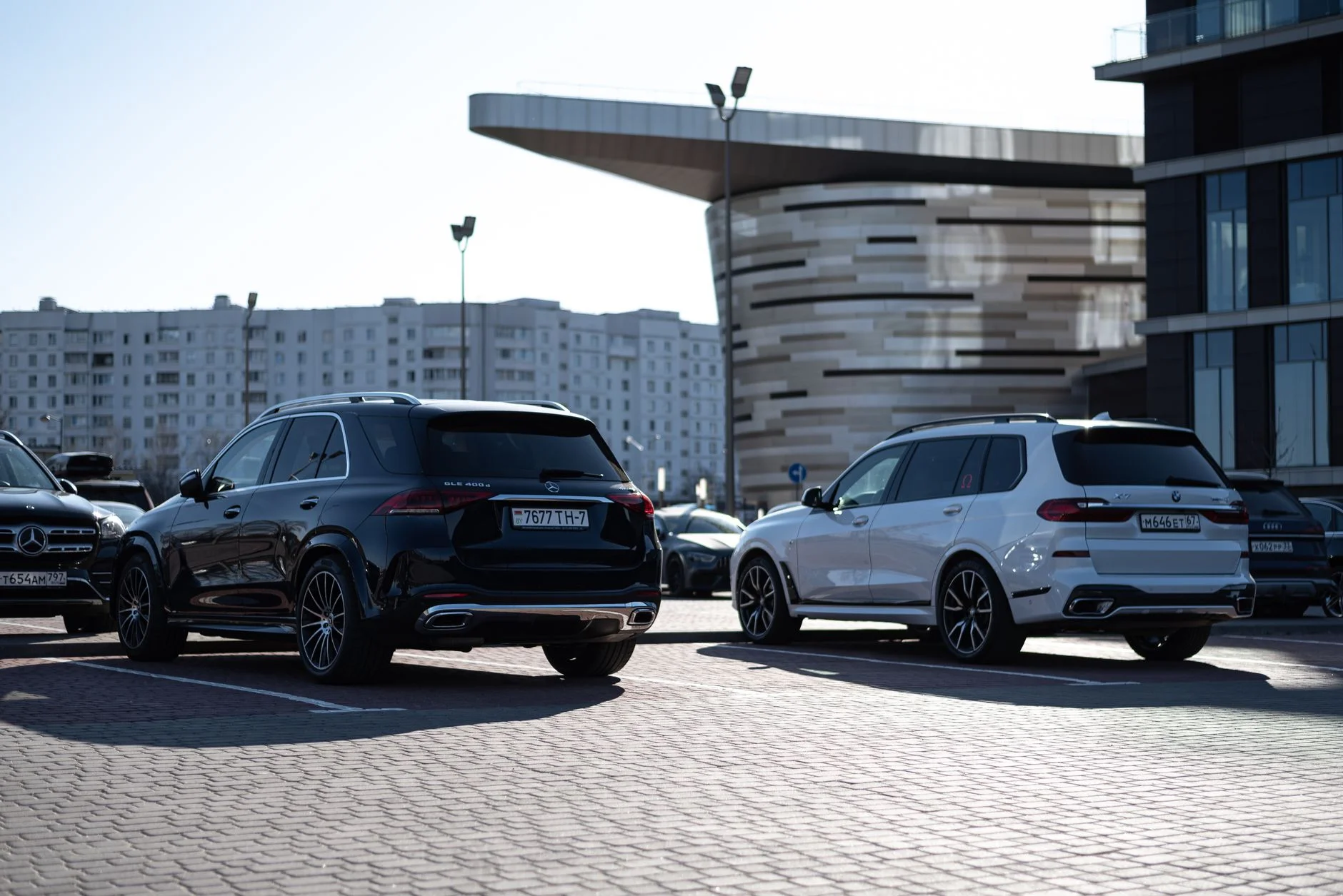 2027 BMW X5 Tam Donanımlı Lüks SUV ABD Fiyatı 95.000 Doları Aşıyor: Türkiye Pazarına Etkileri Neler?