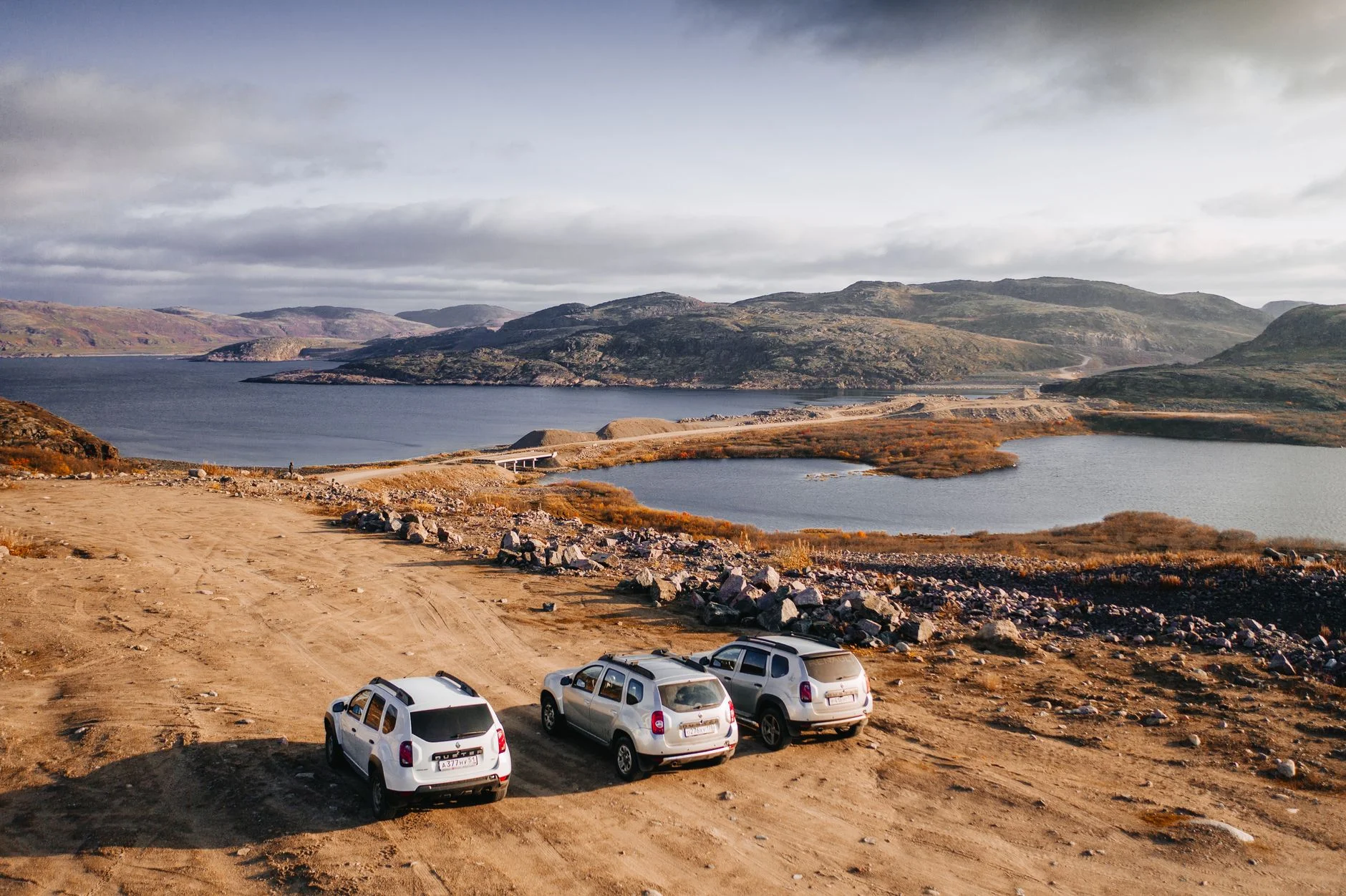 2027 Toyota Sequoia Trailhunter: Hibrit Off-Road Canavarı Türkiye'de SUV Pazarını Nasıl Etkiler?
