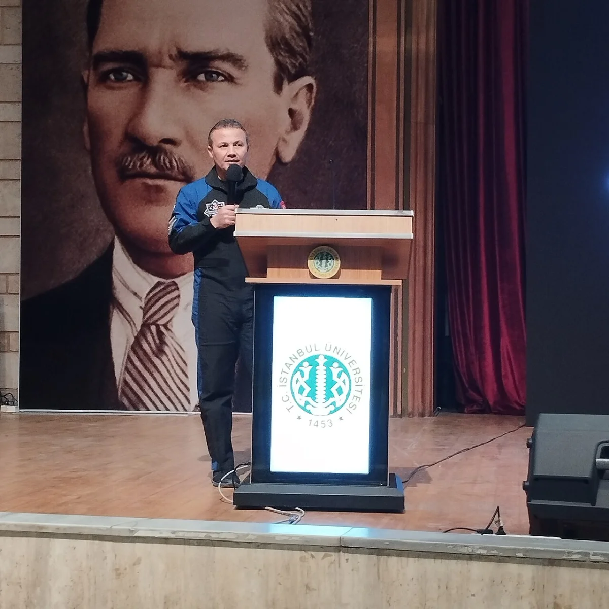 Alper Gezeravcı Kimdir? Aslen Nereli, Kaç Yaşında, Astronot