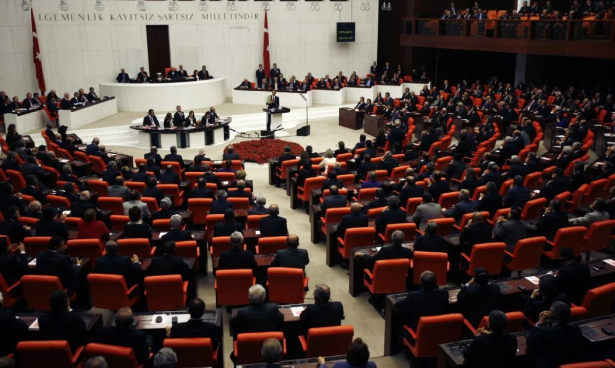Antalya Milletvekilinin TBMM Karnesi: Dikkat Çeken Önergeler