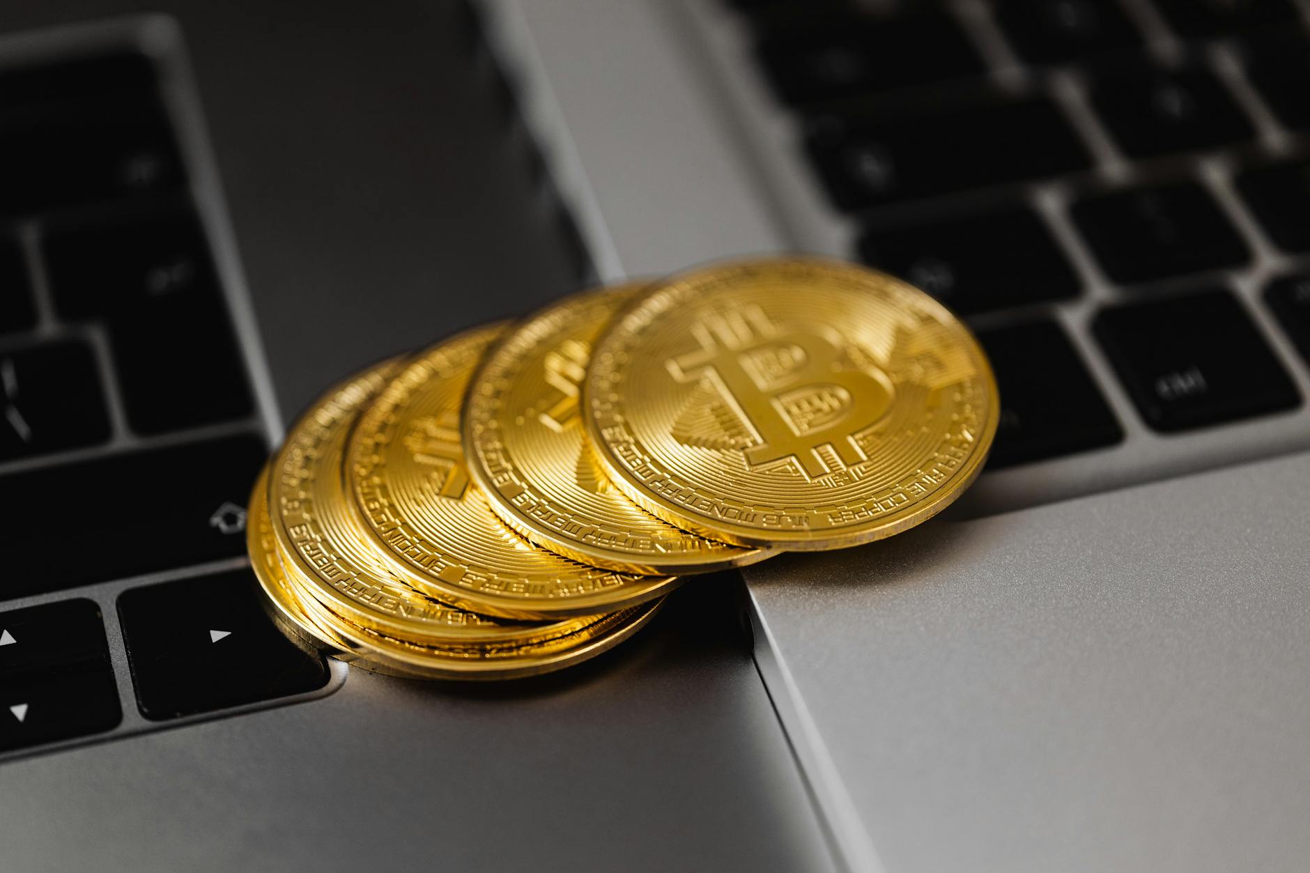 Bitcoin Halving Sonrası 1 Yıl: Madenciler ve Yatırımcılar İçin Bilanço