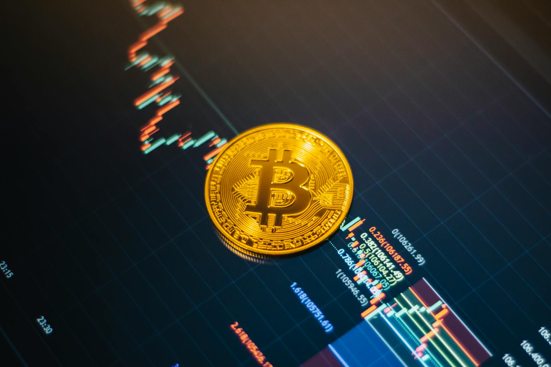 Bitcoin 30 Günlük Analiz: Kurumsal Para Akışı Hangi Seviyeleri Belirliyor?