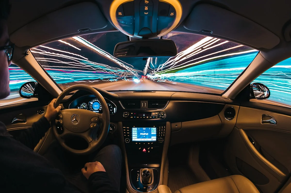 Avatr 07L SUV Piyasaya Sürüldü: 725 KM Menzil ve Huawei ADS 5 Otonom Sürüş