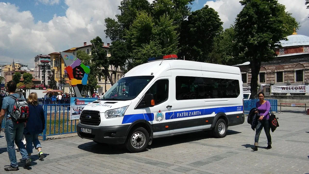 Belediye Zabıta ve İtfaiye Eri Alımları Başladı: En Az Lise Mezunu KPSS Şartı Nedir?