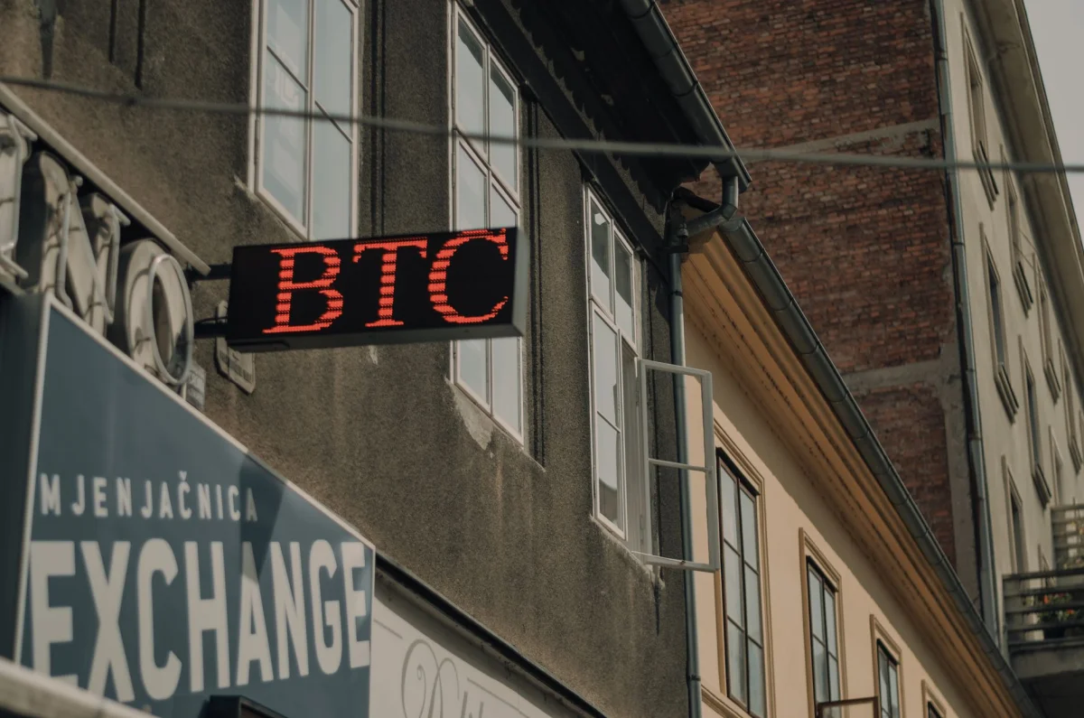 Bitcoin'deki %3'lük Düşüş Piyasaları Nasıl Etkileyecek? Uzmanlar Açıkladı