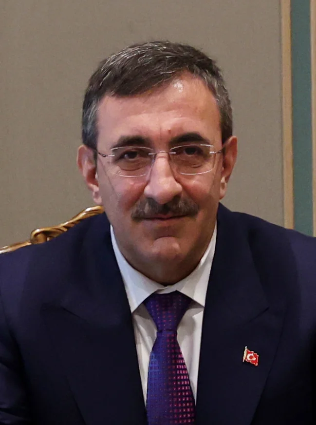 Cevdet Yılmaz Kimdir? Aslen Nereli, Kaç Yaşında Hayatı ve Kariyeri