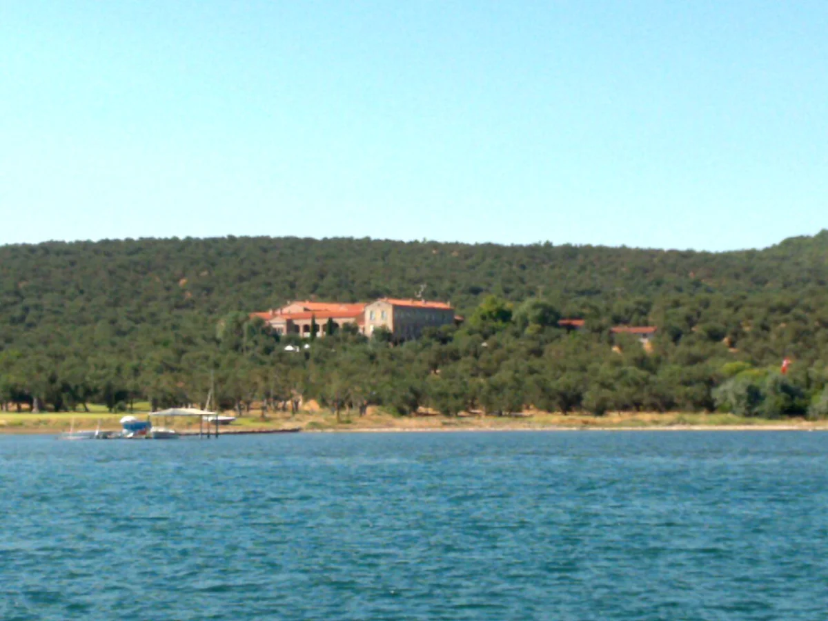 Cunda (Alibey Adası) Gezi Rehberi: Rum Mimarisi, Balık ve Gün Batımı