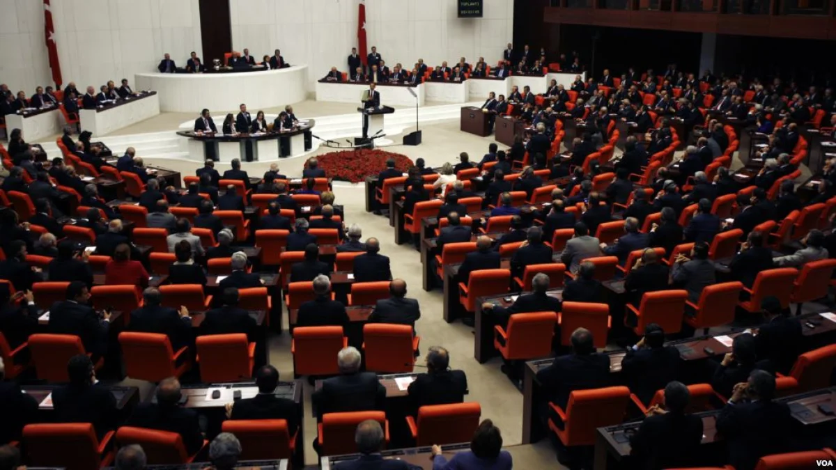 Erkan Baş'ın Yaşam Tarzı ve TBMM Karnesi: 28. Dönem Meclis Verileri Neler Söylüyor?