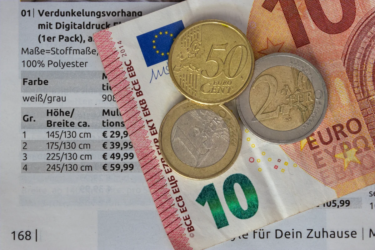 Euro'daki Düşüşün Perde Arkası: Yatırımcılar İçin Yeni Bir Dönem mi?