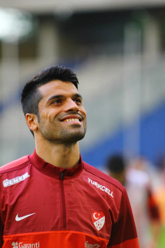 Gökhan Zan Kimdir? Aslen Nereli, Kaç Yaşında, Eski Futbolcu