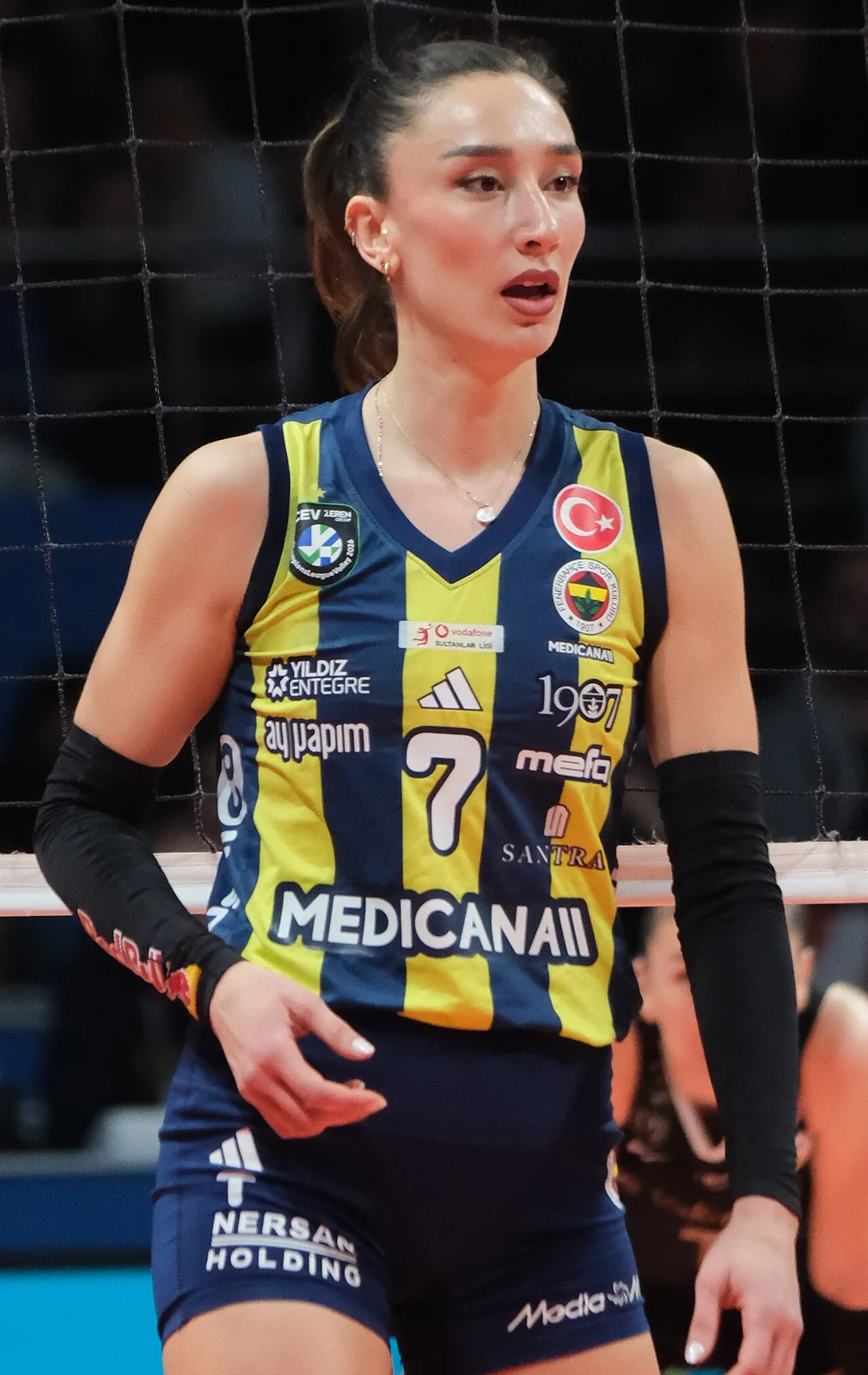 2024'te Hande Baladın Kimdir? Milli Voleybolcu Hande Baladın'ın Kariyeri ve Başarıları