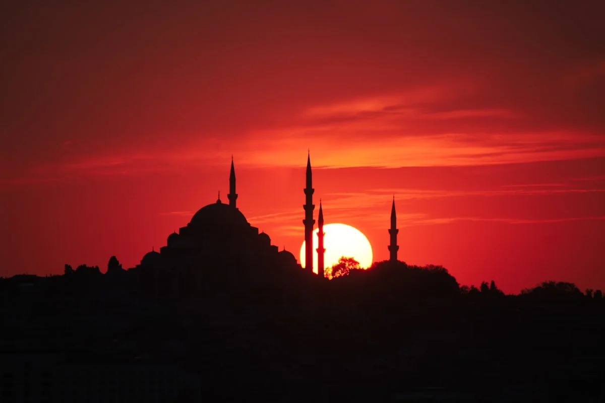 İstanbul'da Milyonların Takip Ettiği Vakitlerde Büyük Değişim: Resmi Veriler Ne Diyor?