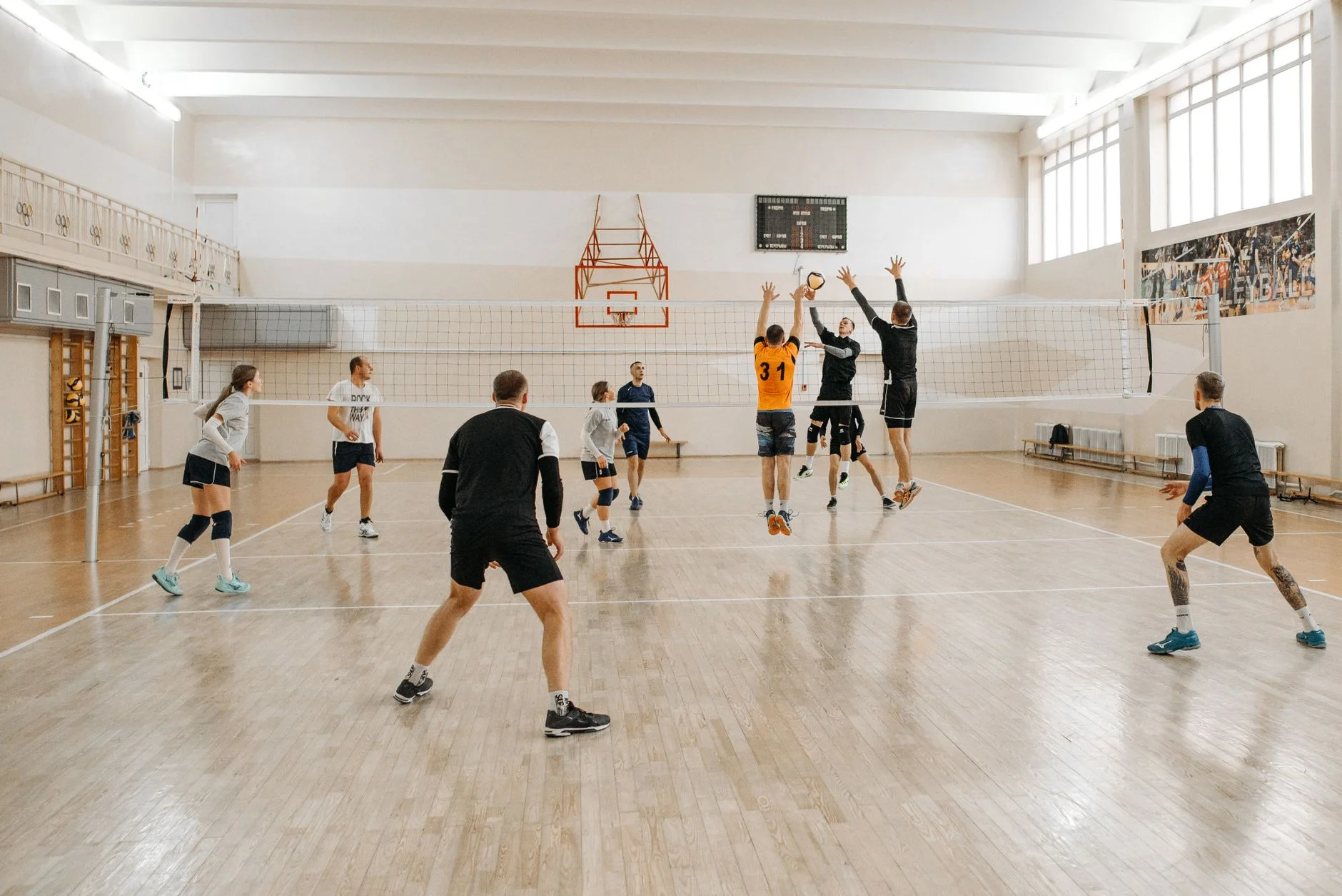 İzmir Derbisinde Karşıyaka Rüzgarı: Arkas Spor Karşısında Kritik Galibiyetin Şifreleri