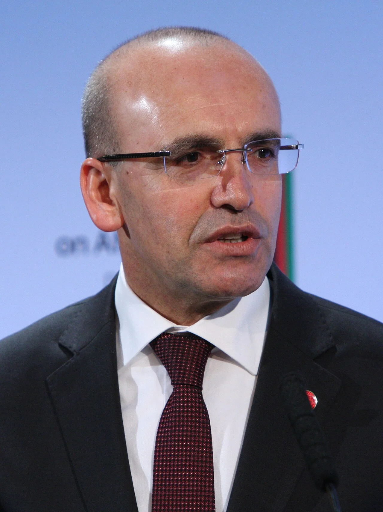 Mehmet Şimşek'in Masasındaki Son Dosya: Cüzdanımızı ve Kamuyu Nasıl Etkileyecek?