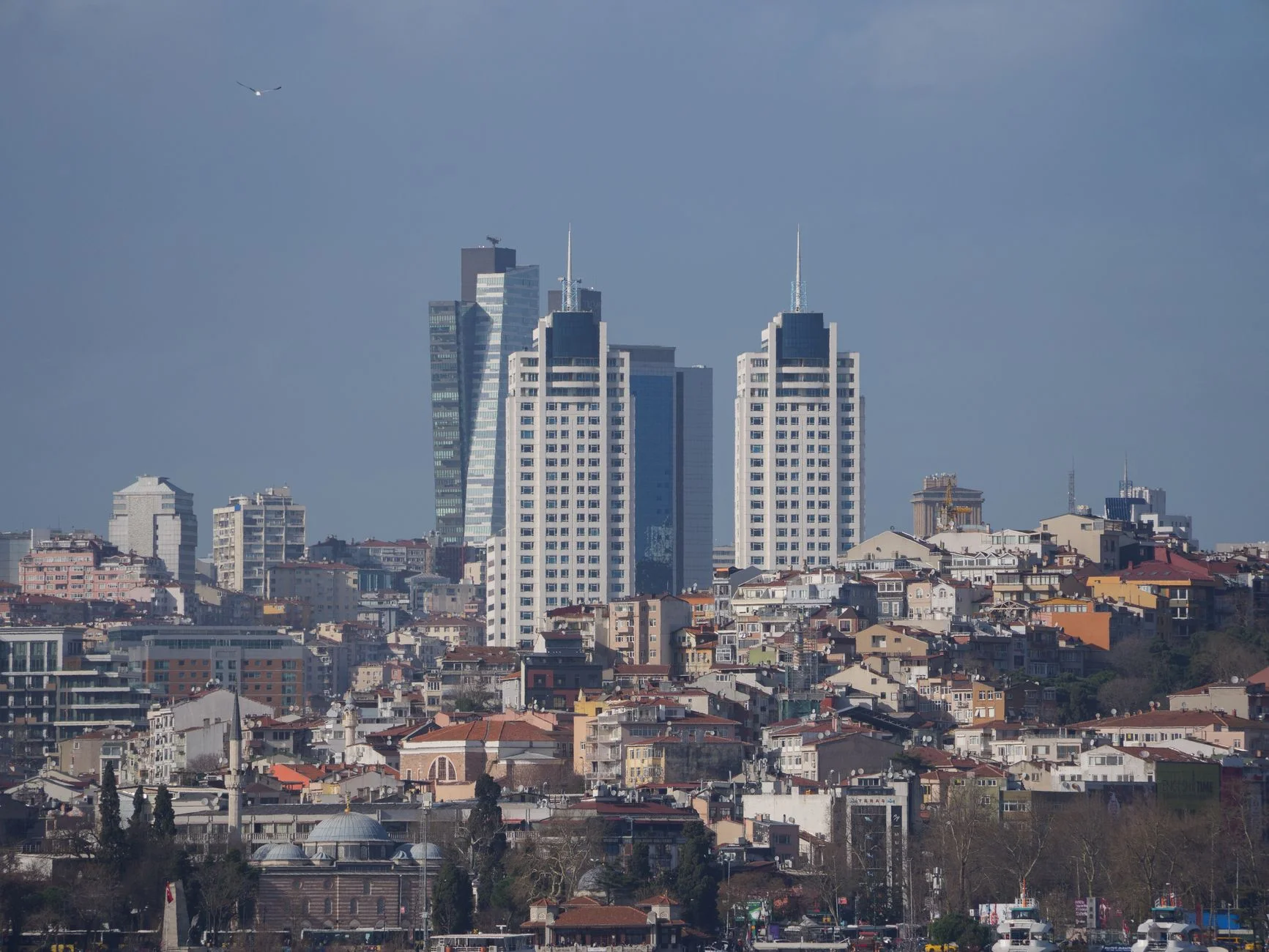 Milyarlarca Dolarlık Sermaye Akışı Türkiye'ye Yönelirken Yeni Yatırımcı Dalgasının Arkasındaki Sır Ne?