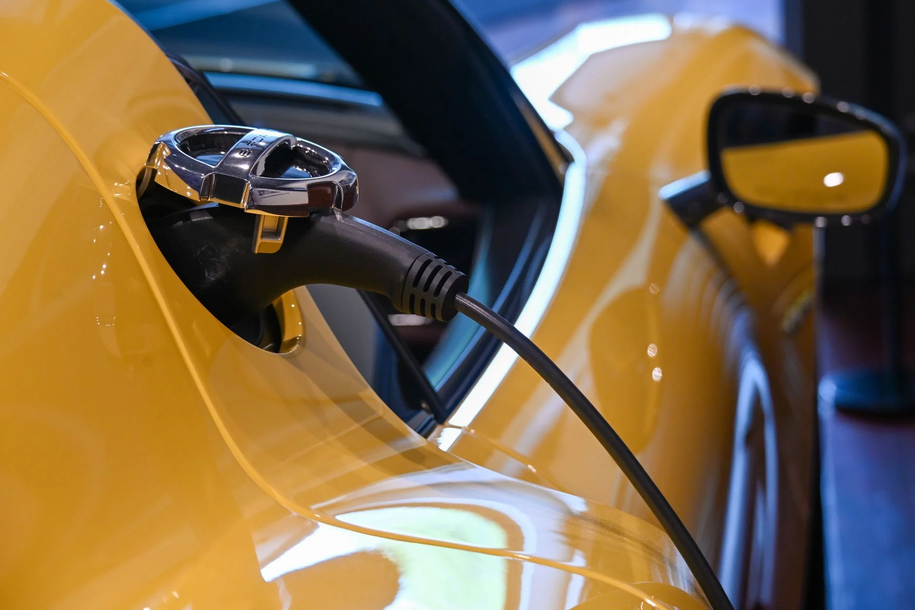 Pazarın %81'ini Ele Geçirdi! İşte Yeni Nesil Elektrikli Araçların Kalbindeki Teknoloji