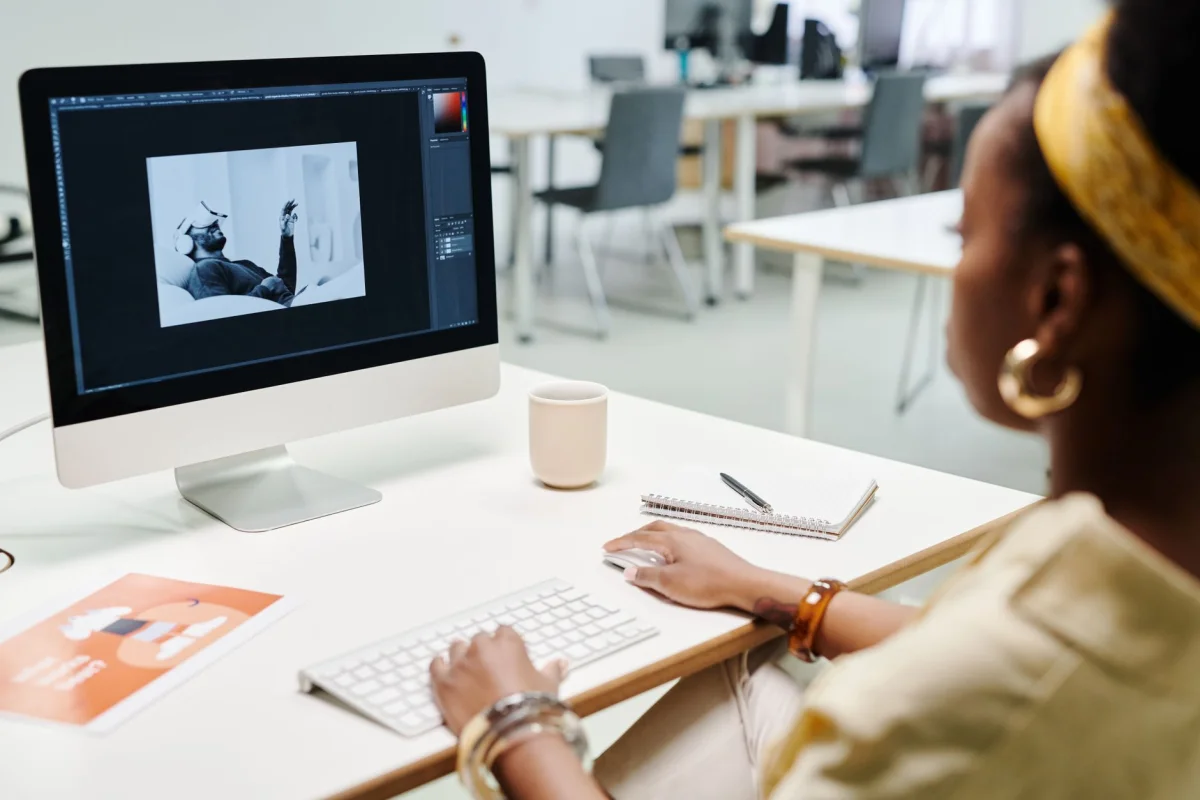 Tasarım Dünyasında Kartlar Yeniden Dağıtılıyor: Adobe Herkesin Peşinde Olduğu O Dev Şirketi Neden Satın Aldı?