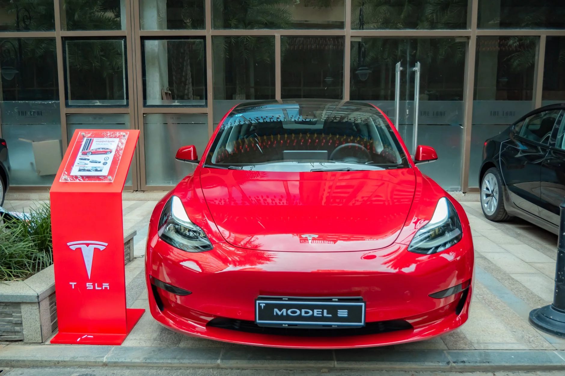 Tesla Çin Ağustos 2026 Satışları Açıklandı: 86 Bin 166 Araçla Seri Bozuldu