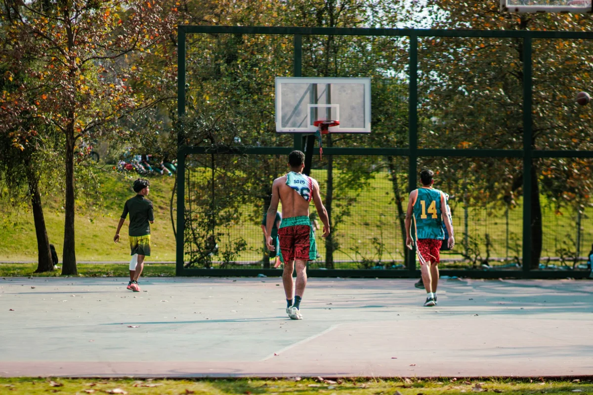 Geleceğin Yıldızları Parkede Parlıyor: Altyapıda Devrim Yaratan Yeni Nesil Spor Yatırımları