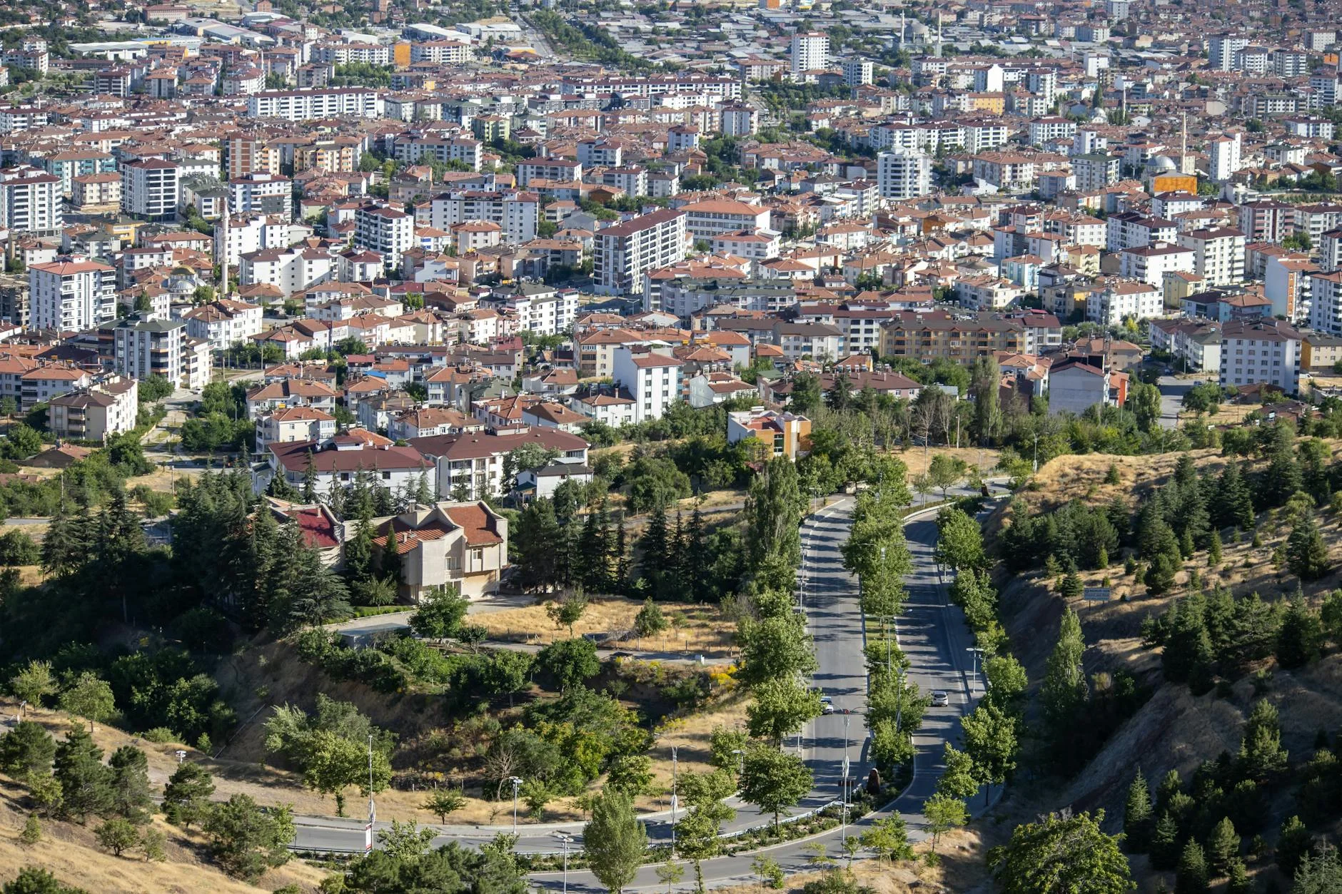 Türkiye'nin İlçeleri Rehberi: İlçe Sayısı, Nüfus Rekorları ve Sınır Değişiklikleri