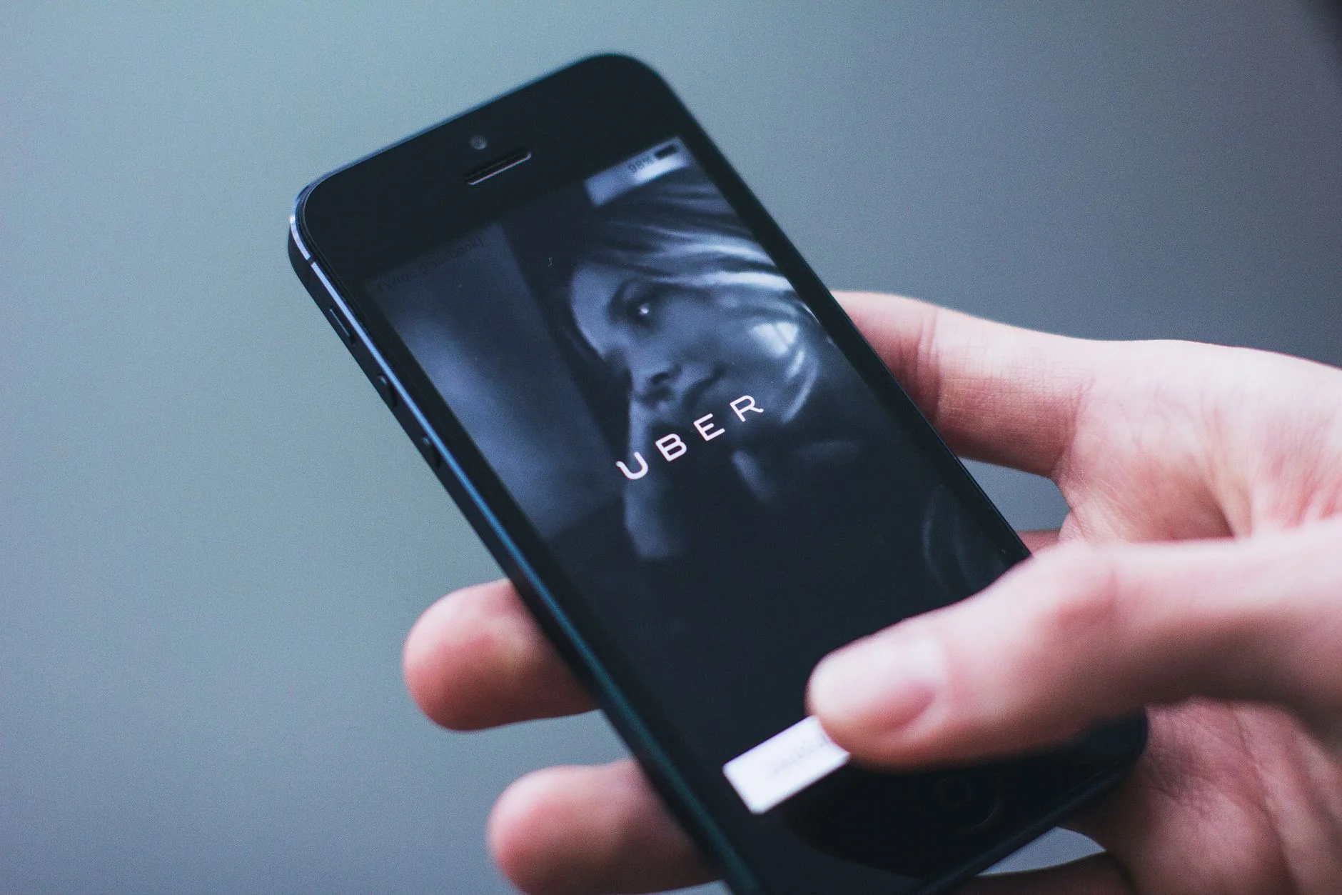Uber'de Neler Oluyor? Yüzde 10 Küçülme Kararı ve Tek Uygulama Dönemi