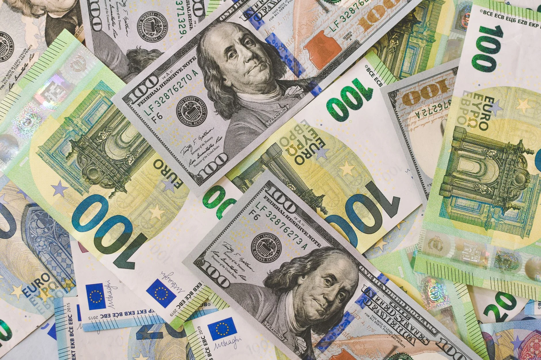Yakın Dönemde Euro/Dolar Paritesindeki Yükseliş: Türkiye Ekonomisi İçin Makroekonomik Etkiler ve Analizler