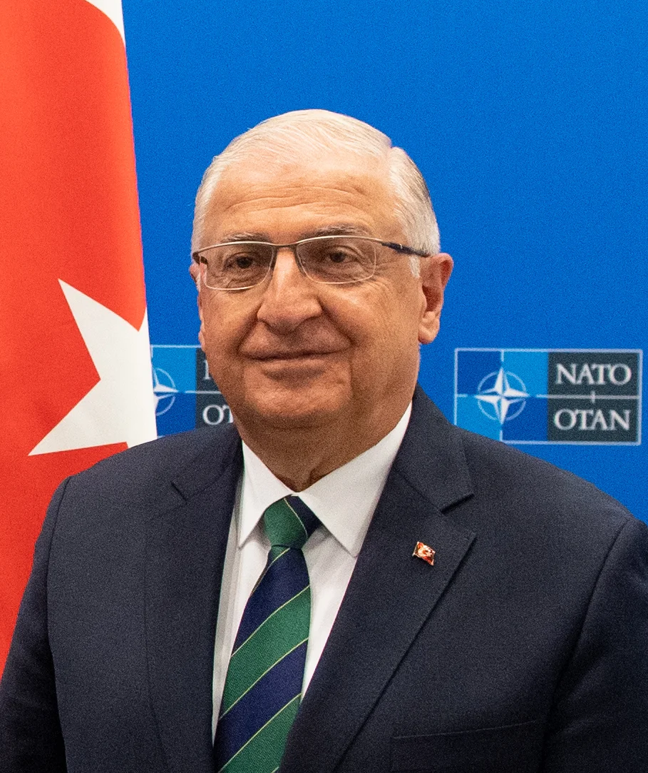 Yaşar Güler, Millî Savunma Bakanı Arka Plan