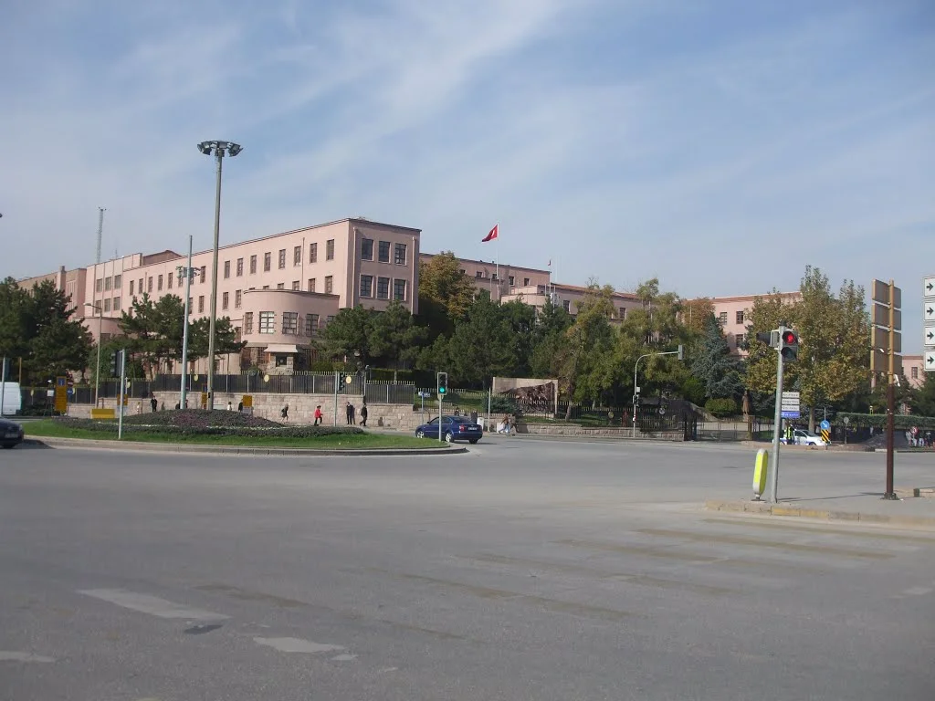 Yüksek Askerî Şûra (YAŞ) 2024: Türk Silahlı Kuvvetleri'nin Geleceğini Şekillendiren Kritik Kararlar ve Önemi